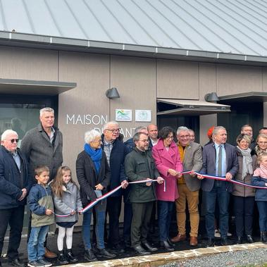 Inaugurations à Arnac-Pompadour